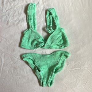 Hunza G Juno Set in Lime